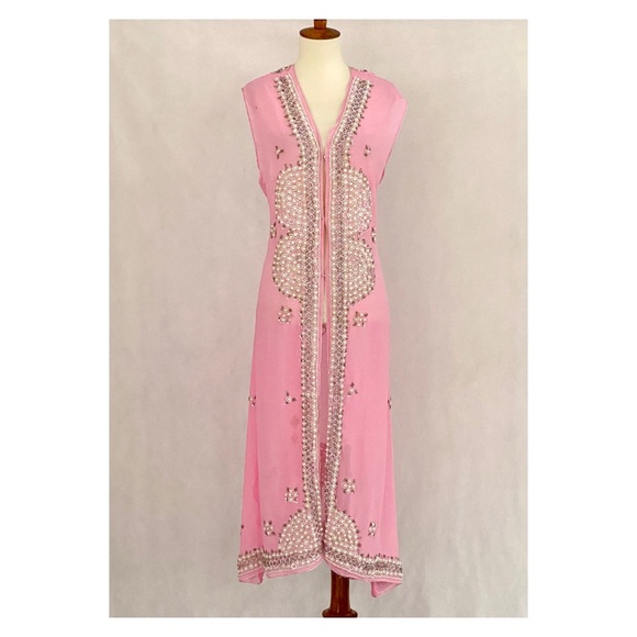 Handmade Pearl and Rhinestone Embellished Duster - Picture 2 of 11